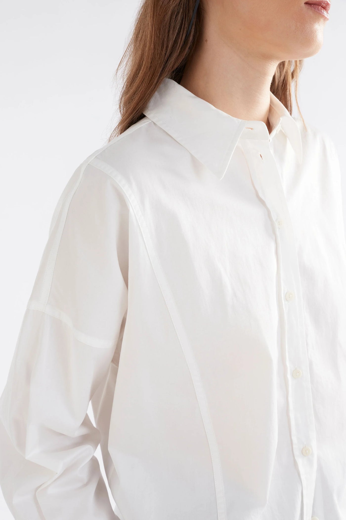 closer look to tiga shirt in white