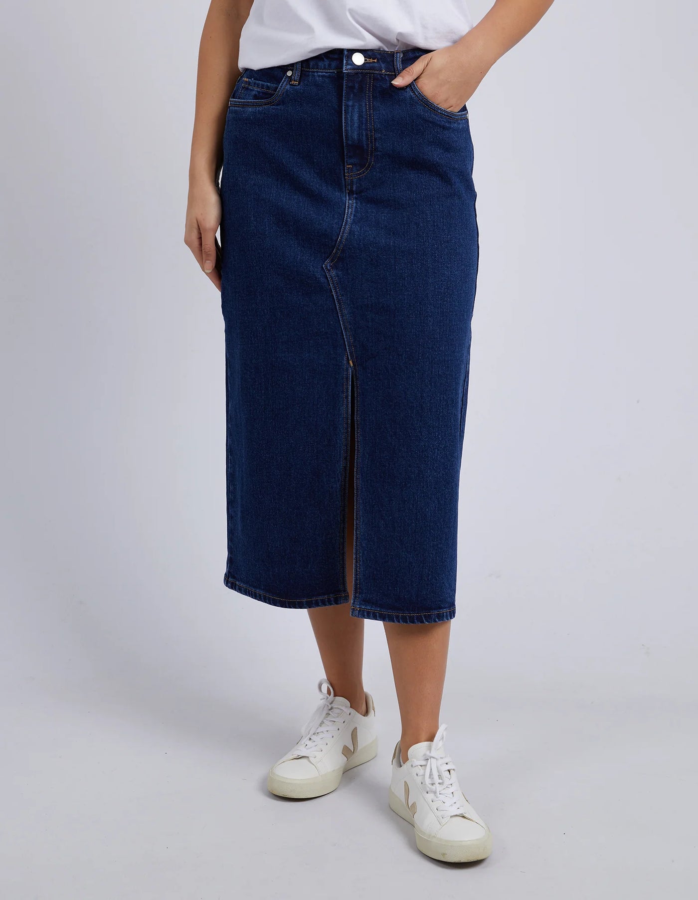 Woman wearing Scout Midi Skirt in Indigo