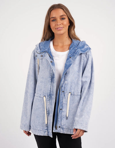 Portrait of woman wearing Kingston Anorak in Light Blue