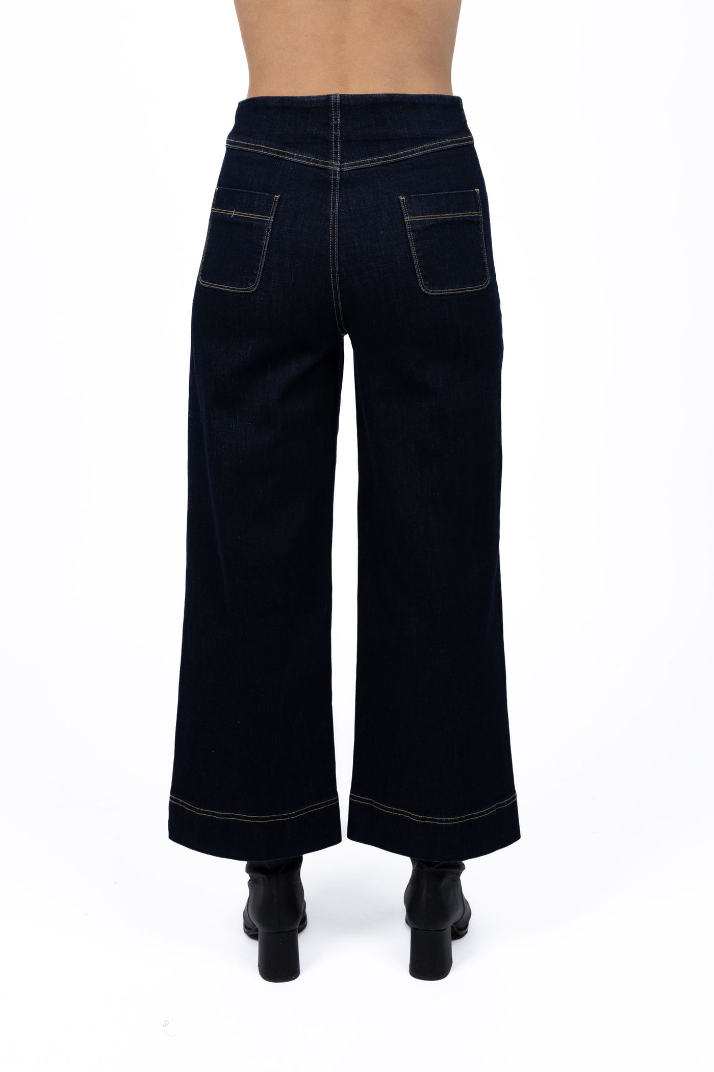 Humidity Lifestyle Fleetwood Jean in dark blue back view